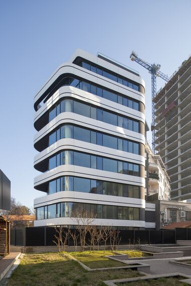 ConceptSystem 77 Türen und ConceptWall 60 Fassaden - B73 ansässig in Sofia, Bulgarije