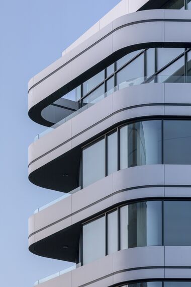 ConceptSystem 77 Türen und ConceptWall 60 Fassaden - B73 ansässig in Sofia, Bulgarije