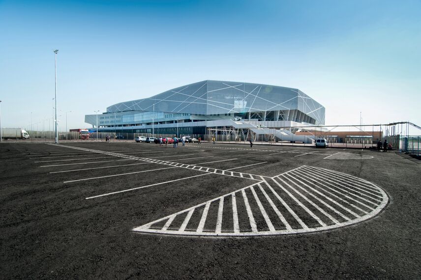 ConceptSystem 77 Türen, ConceptSystem 77 Fenster und ConceptWall 50 Fassaden - Football stadium Football stadium Lviv ansässig in Lviv, Ukraine