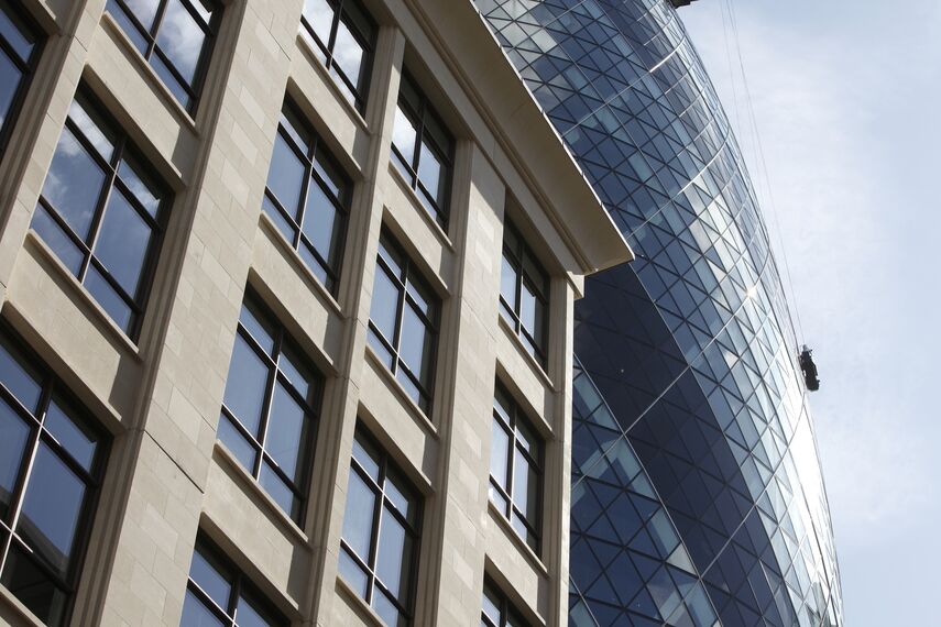 ConceptWall 50 Fassaden und ConceptSystem 68 Türen - Office building 50 St Mary's Axe ansässig in London, Vereinigtes Königreich