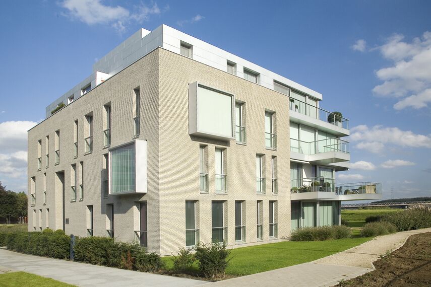 ConceptSystem 59 Türen, ConceptSystem 68 Fenster, ConceptSystem 59 Fenster, ConceptSystem 68 Türen und ConceptPatio 155 Schieben und Falten - Wohnungskomplex De Zaat Appartments ansässig in Temse, Belgienë