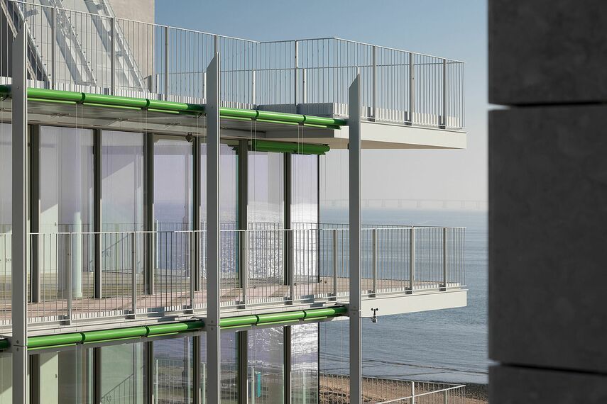 HiFinity Schieben und Falten, ConceptSystem 59Pa Türen, ConceptWall 50 Fassaden und SlimLine 38 Ferro Fenster - Wohnungskomplex Prata Riverside village ansässig in Lisbon, Portugal