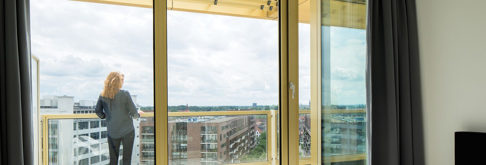 ConceptSystem 77 Türen, ConceptFolding 77 Schieben und Falten und ConceptWall 50 Fassaden - Philips Light Tower Lofts ansässig in Eindhoven, die Niederlande